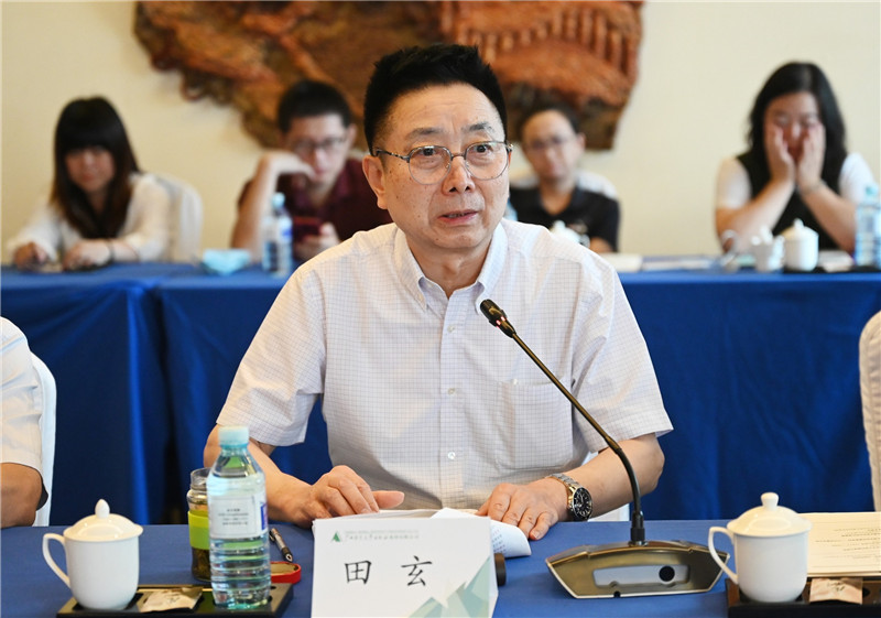 12北京師范大學(xué)歷史學(xué)院特聘教授、原中共中央黨史研究室研究員田玄作專(zhuān)題發(fā)言（李顯楊 攝）.jpg