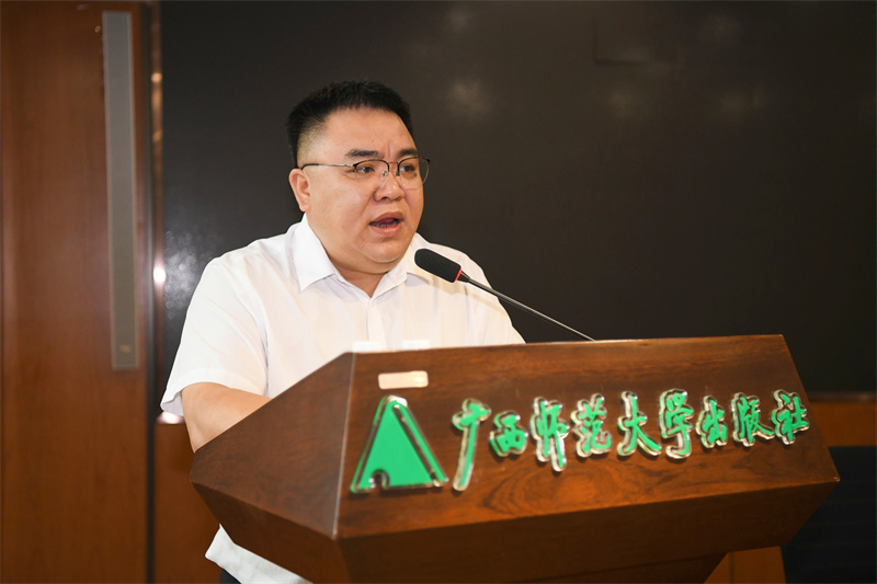 DSC_7694.jpg DSC_7694.jpg