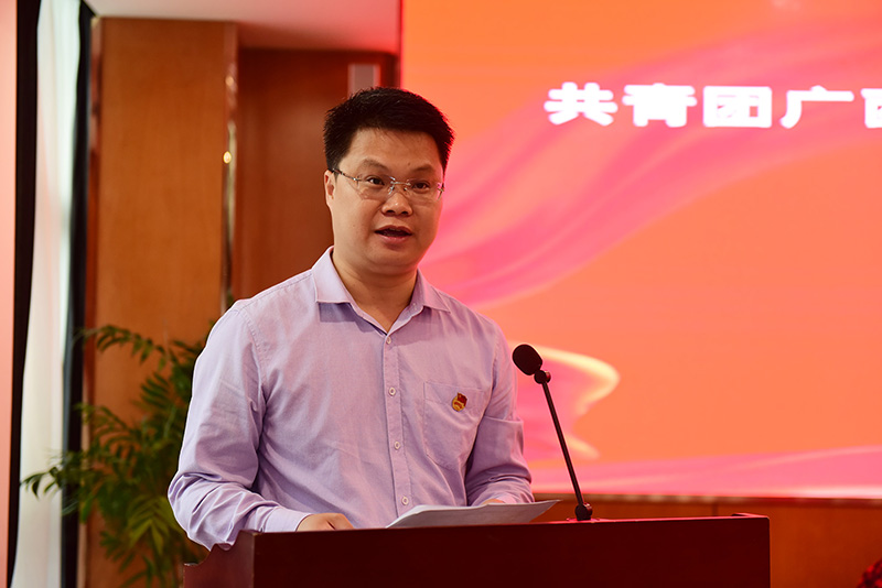 校團委副書(shū)記（主持工作）、學(xué)工部（處）副部（處）長(cháng)陳國華致辭.JPG