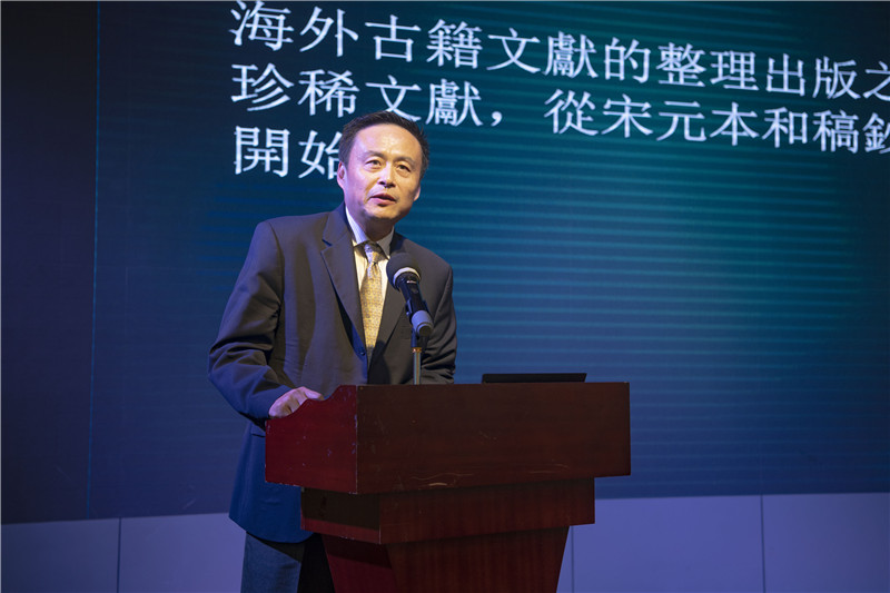 美國加州大學(xué)伯克利分校東亞圖書(shū)館館長(cháng)、大學(xué)圖書(shū)館副館長(cháng)周欣平（李顯楊 攝）.jpg